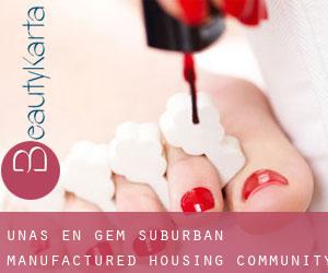 Uñas en Gem Suburban Manufactured Housing Community